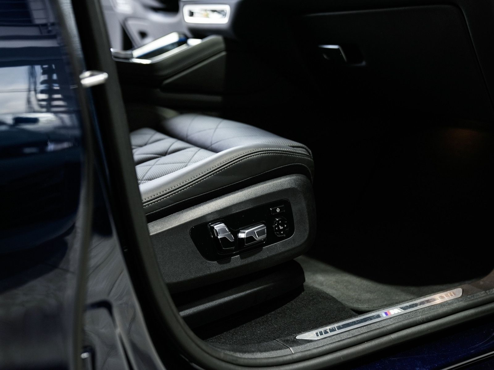 BMW X6 xDrive30d M SPORT PRO B&W Massage Belüftung