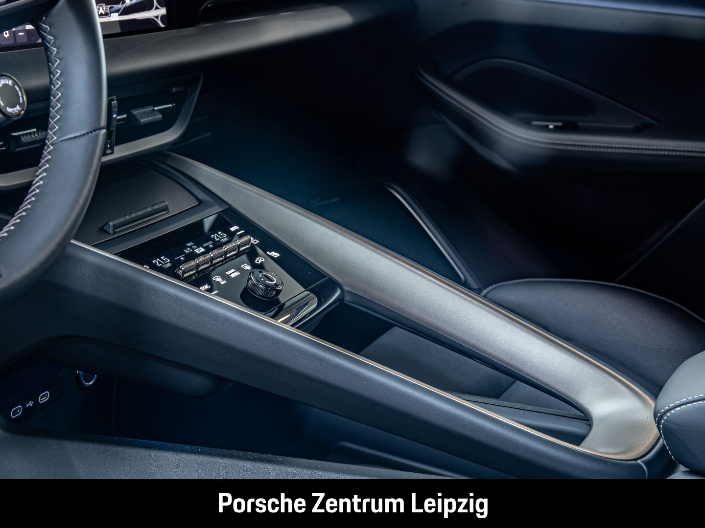 Porsche Macan Turbo Burmester InnoDrive AR-HeadUp