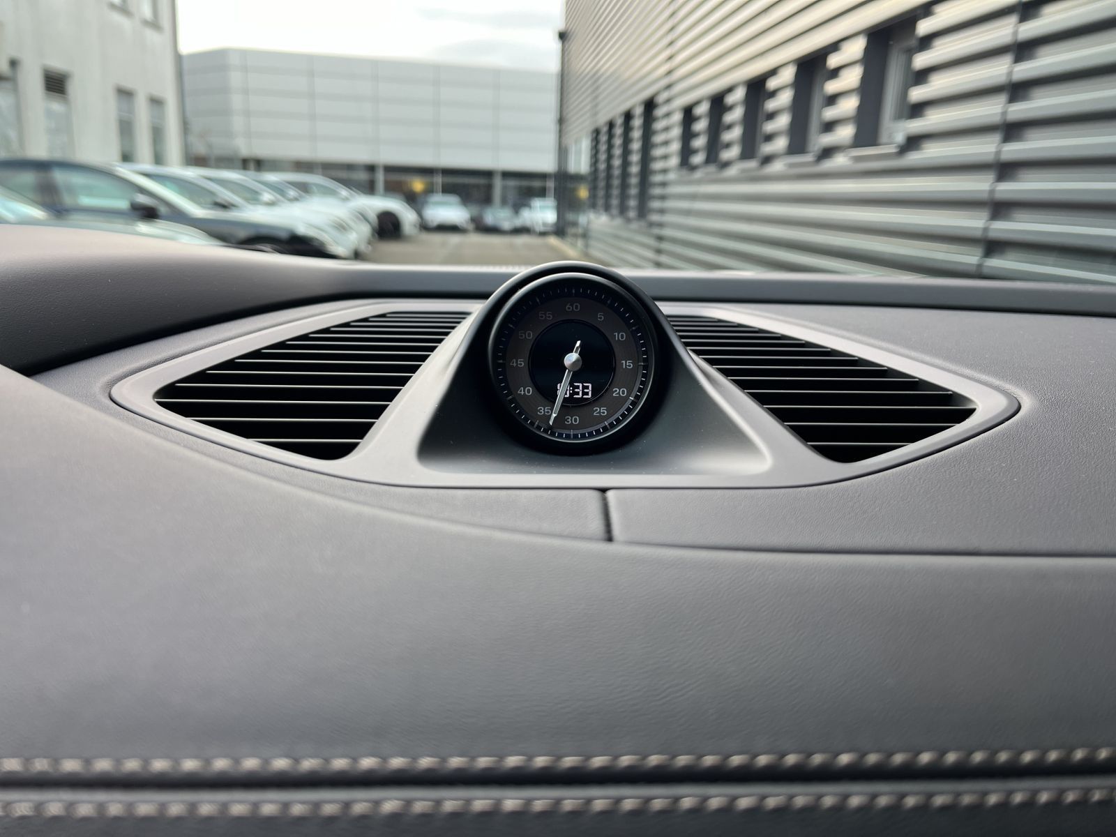 Porsche Macan Turbo Pano.,SportChrono,Burmester,Privacy,