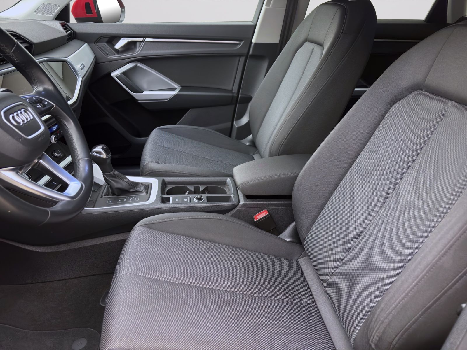 Audi Q3 40 TDI Q PDC AHK KAMERA NAVI eKLAPPE