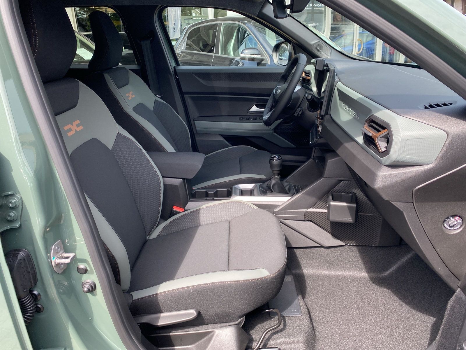 Dacia Duster Extreme TCe 130 - Samsaru's Car Outlet