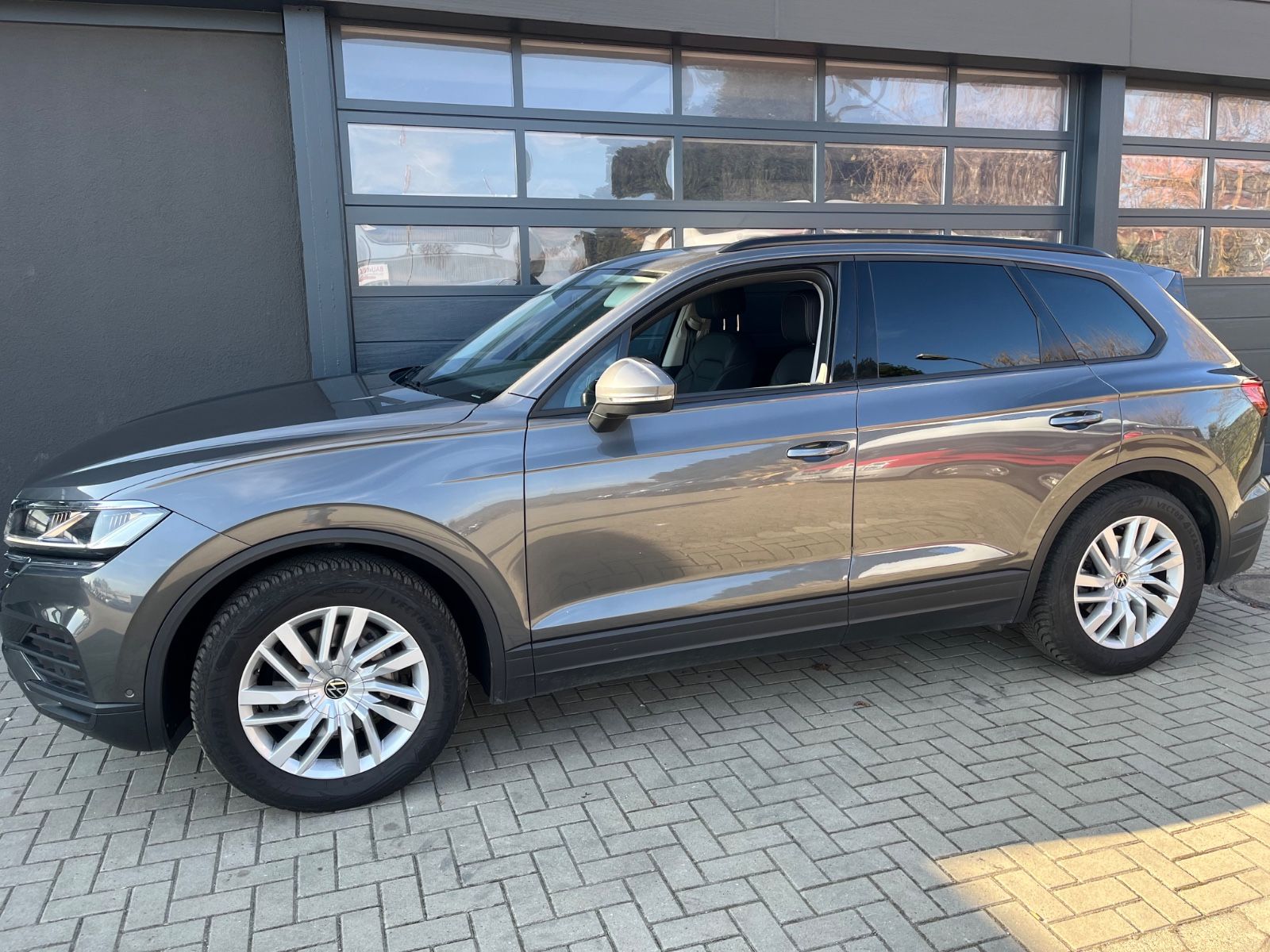 Volkswagen Touareg 3.0 TDI  4Motion Luftfahr Leder AHK LED