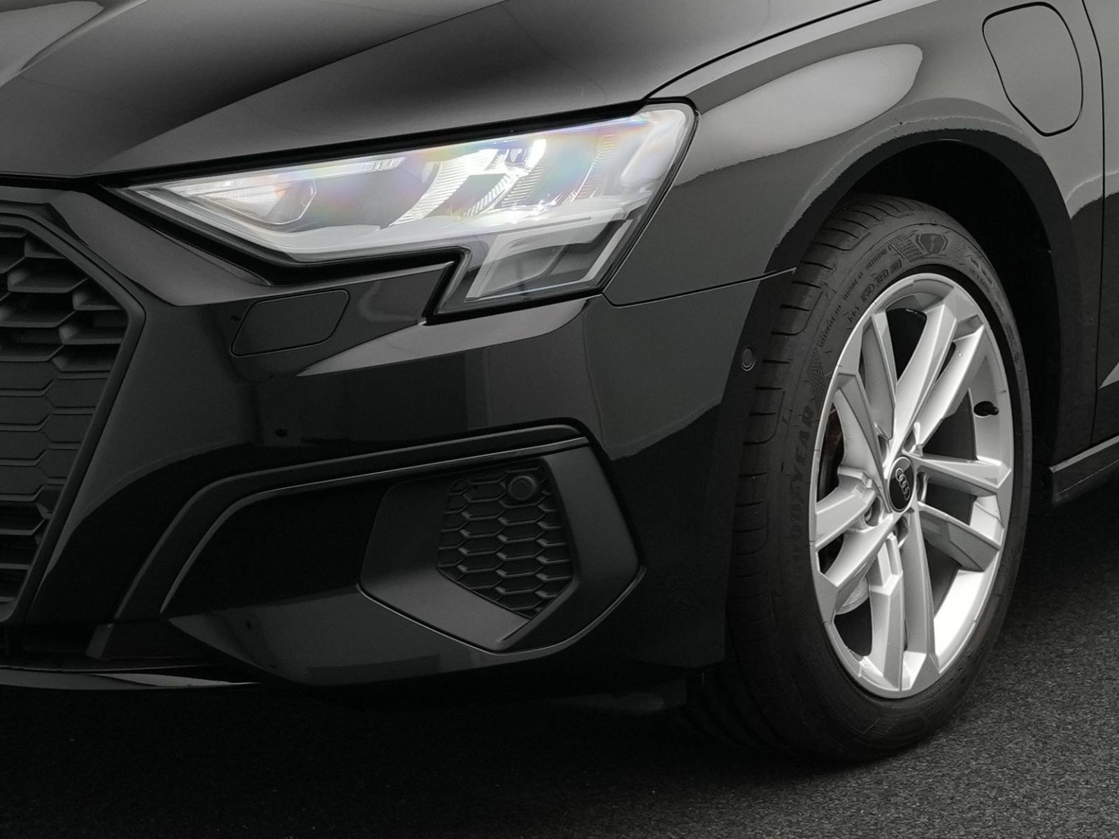 Audi A3 Sportback 40 TFSIe S tronic *VIRTUAL*LED*17''