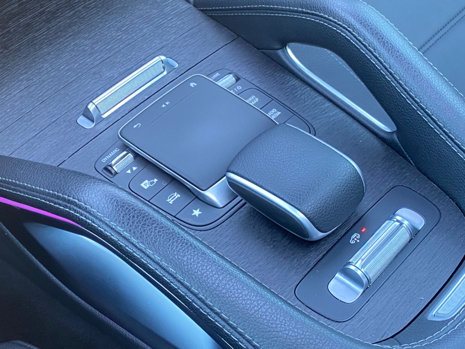 Mercedes-Benz GLE350de AMG 4M_Panorama_Airmatic_360°_Keyless_