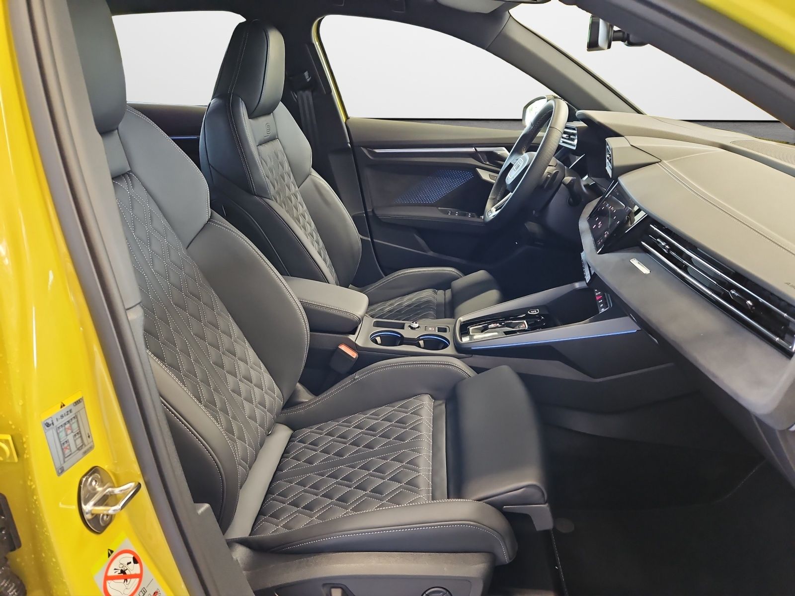 Audi A3 allstreet 35 TFSI S tronic - Samsaru's Car Outlet