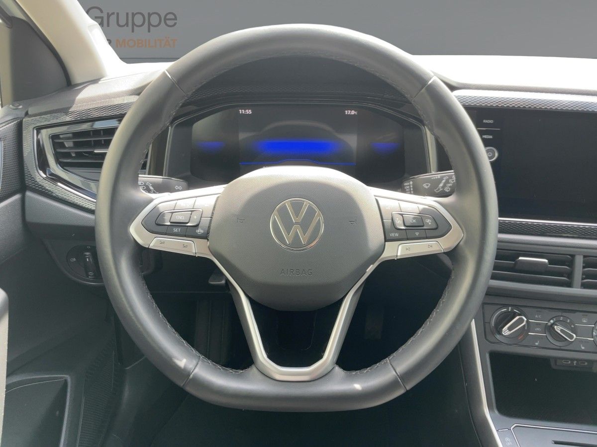Volkswagen Taigo 1.0 TSI Life Black - Samsaru's Car Outlet
