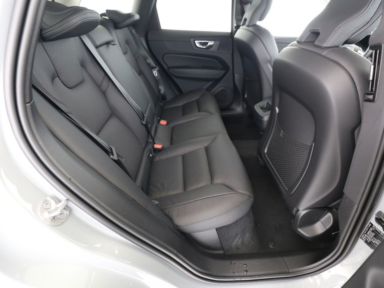Volvo XC60 B4 Plus Dark AWD*Standh*360°*
