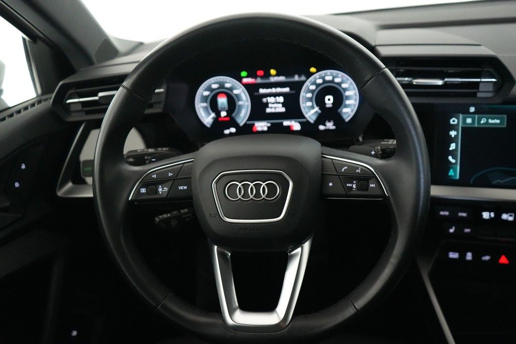 Audi A3 Sportback 40 TFSIe S tronic LED ACC Navi