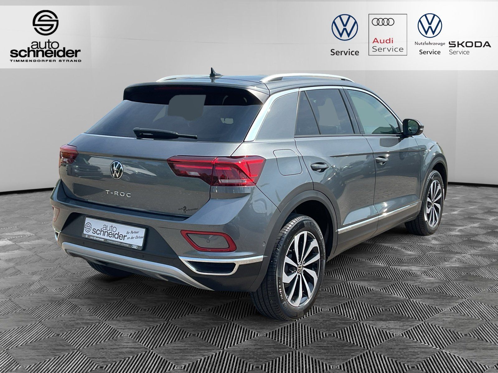 Volkswagen T-Roc 1.5 TSI DSG Style - Samsaru's Car Outlet
