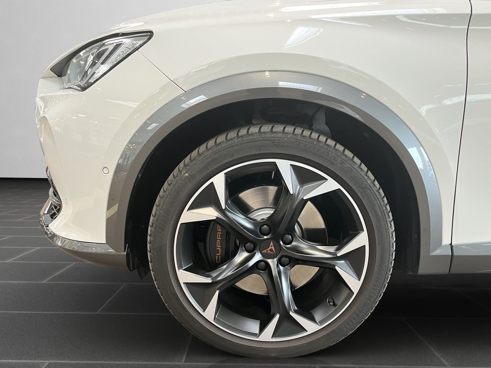 Cupra Formentor VZ 2.0 TSI DSG 4DRIVE - Samsaru's Car Outlet