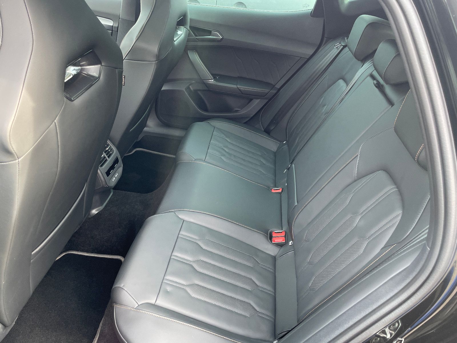 Cupra Formentor VZ5 4Drive - Samsaru's Car Outlet