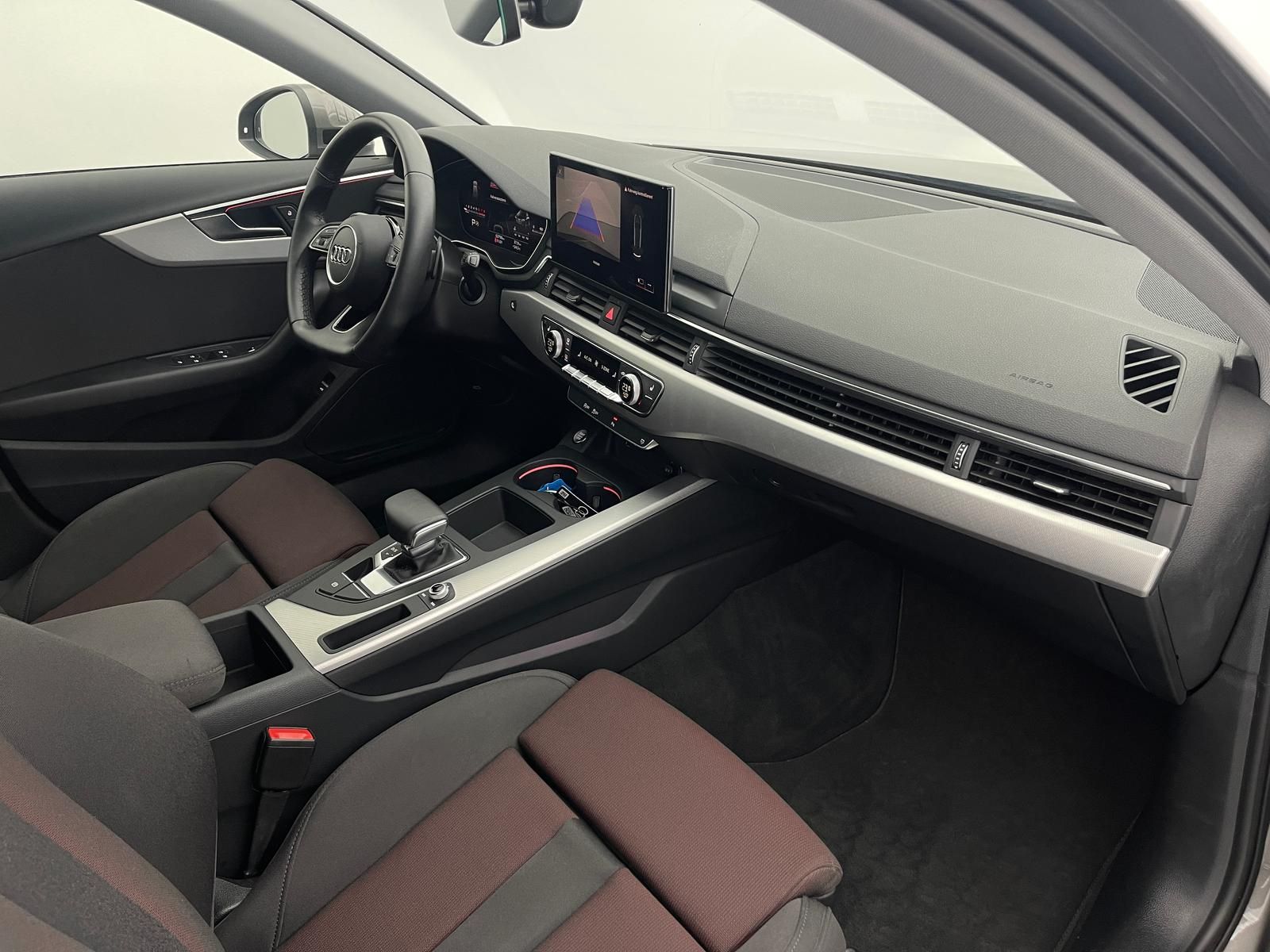 Audi A4 35 TFSI Advanced - Samsaru's Car Outlet