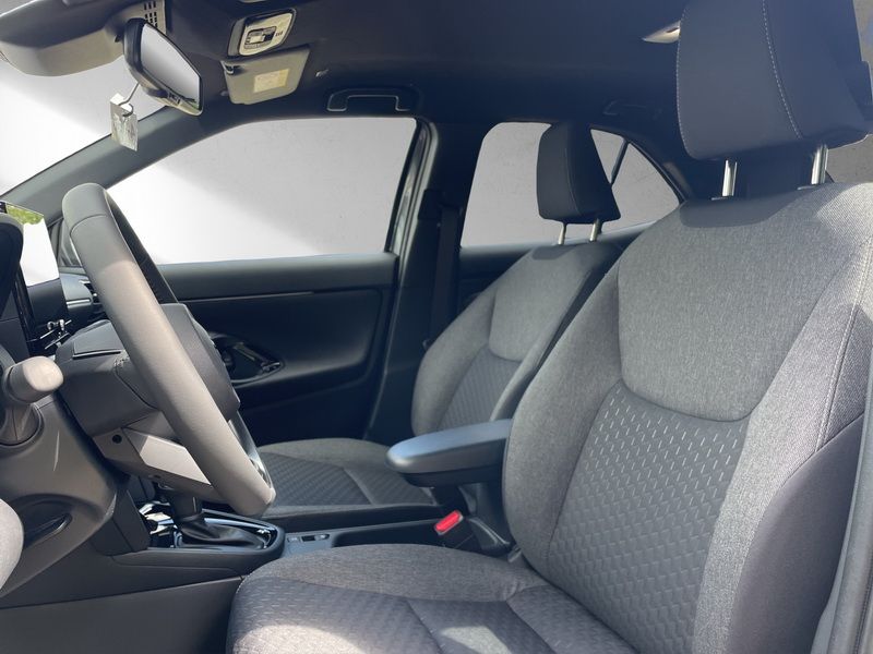 Toyota Yaris Cross 1.5 Hybrid Teamplayer *2xPDC*BLIS*LH