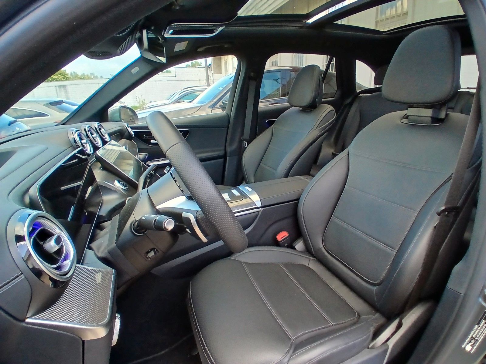 Mercedes-Benz GLC300de AMG Hinterachslenkung+Airmatic+Massage+
