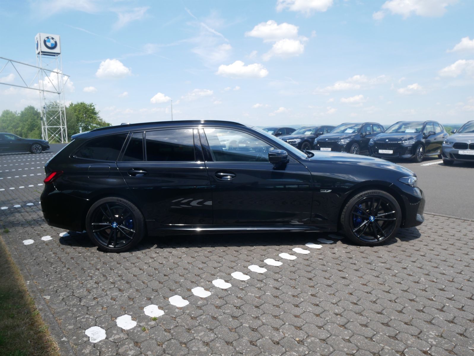 BMW 330e xDrive Touring M Sportpaket HK HiFi DAB
