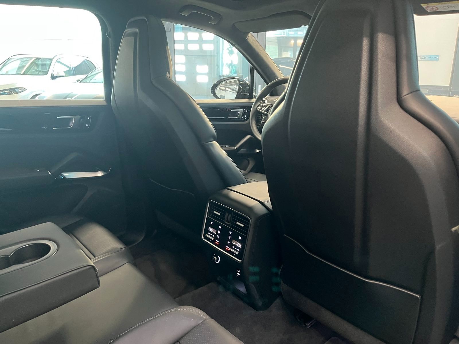 Porsche Cayenne Turbo /360 KAMERA /PANO/BOSE AUDIO