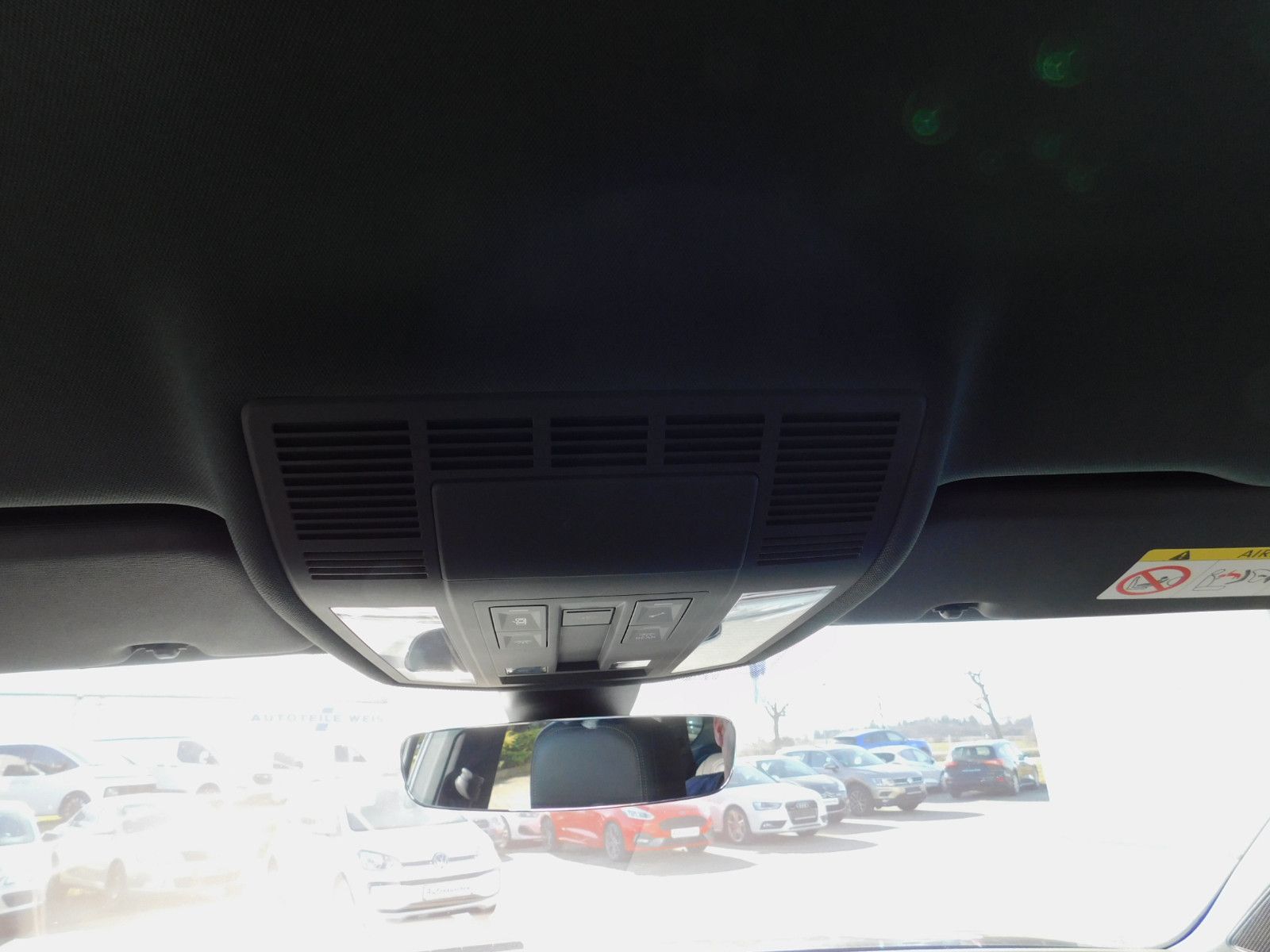 Volkswagen Touareg 3.0 TDI V6 R-Line 4Motion Black Style
