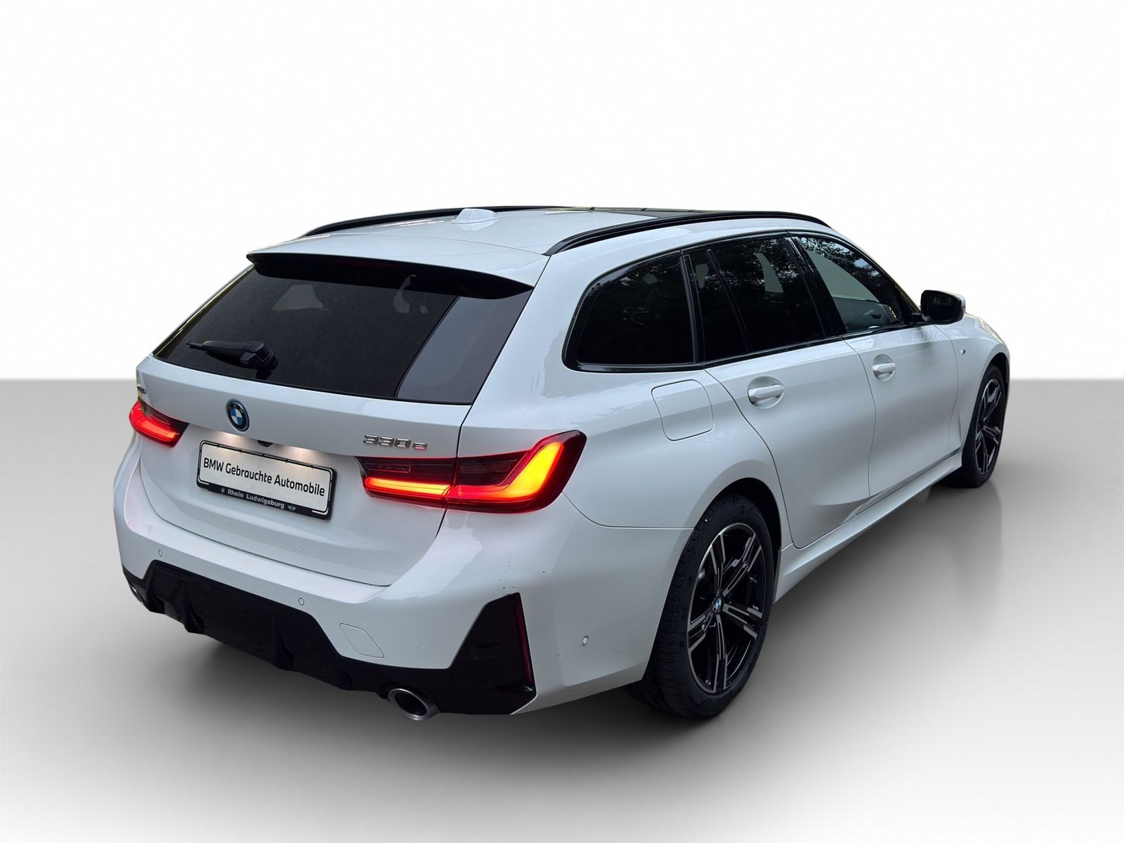 BMW 330e xDrive Touring M Sportpaket CPit Prof. Pano