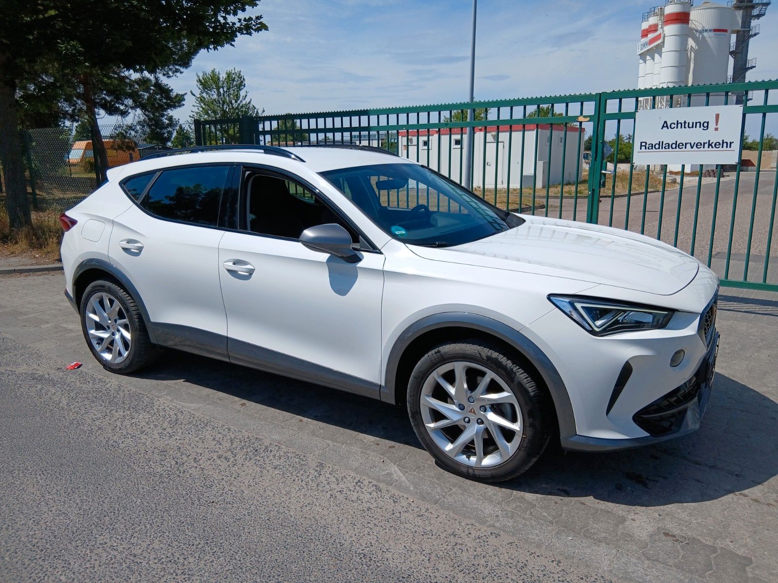 Cupra Formentor Hybrid Plug-in-Hybrid - Samsaru's Car Outlet