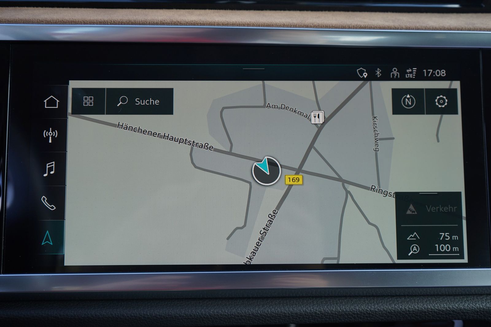 Audi Q3 35 2.0 TDI quattro S line - Samsaru's Car Outlet