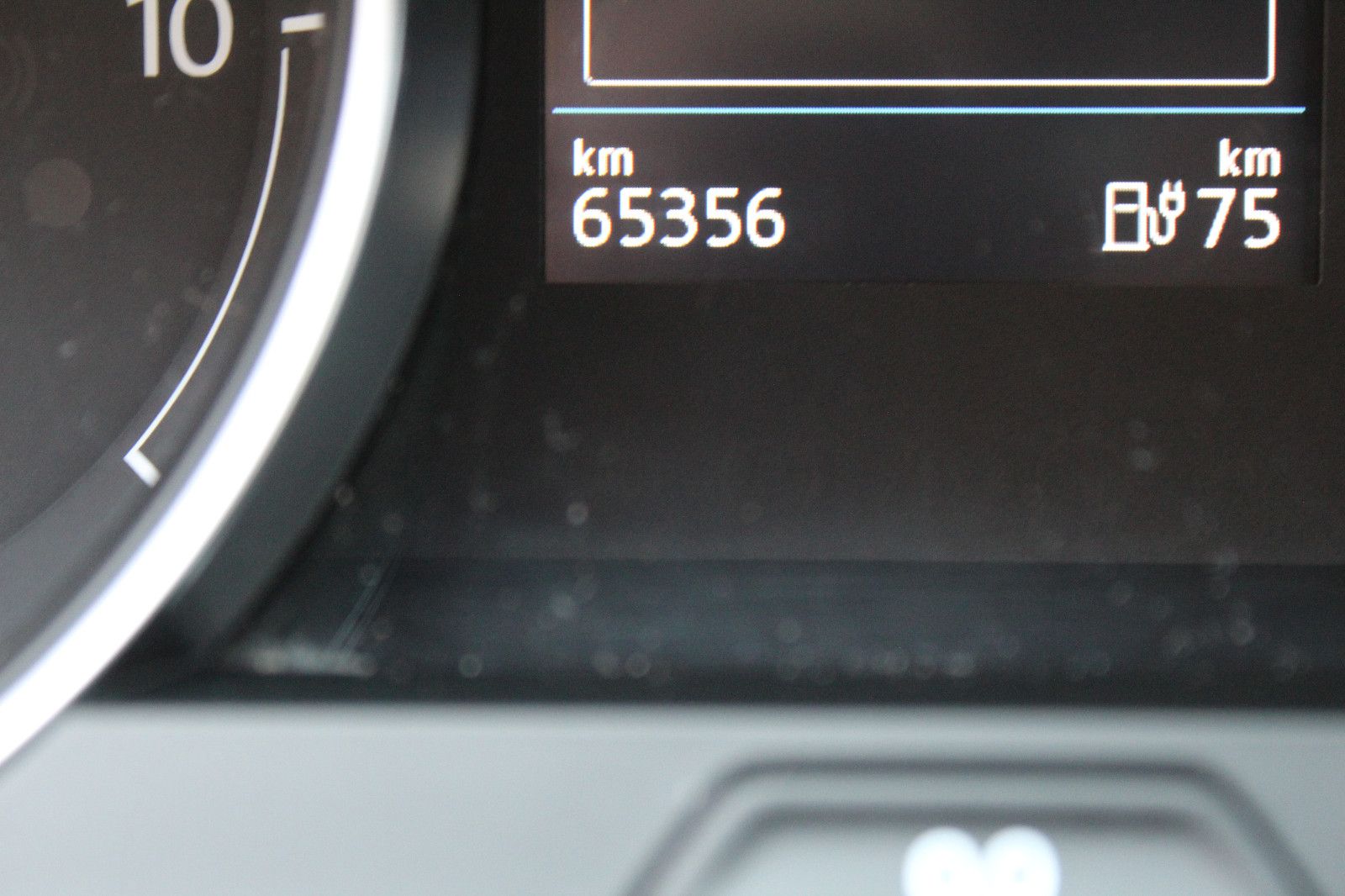 Volkswagen Golf VII e-Golf - Samsaru's Car Outlet