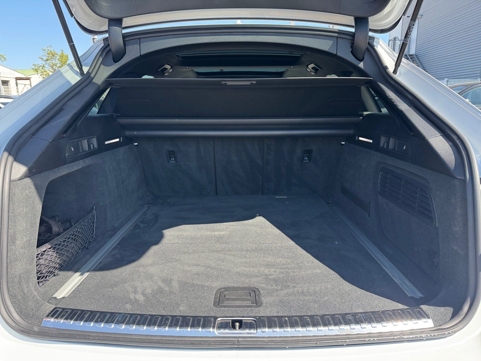 Audi RS6 Avant BO,matrix,360,HUD,Kam.,Keramik,Laser