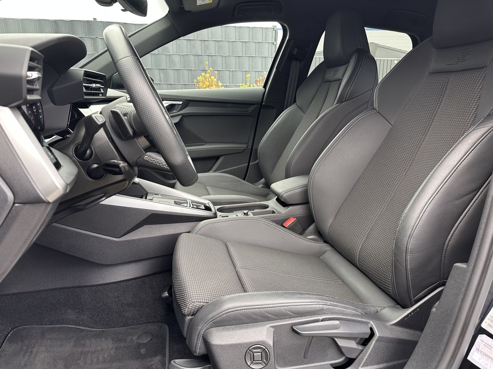 Audi A3 40 TDI Quattro S-Line NAV+LED+DIGDISPLAY+18ZO