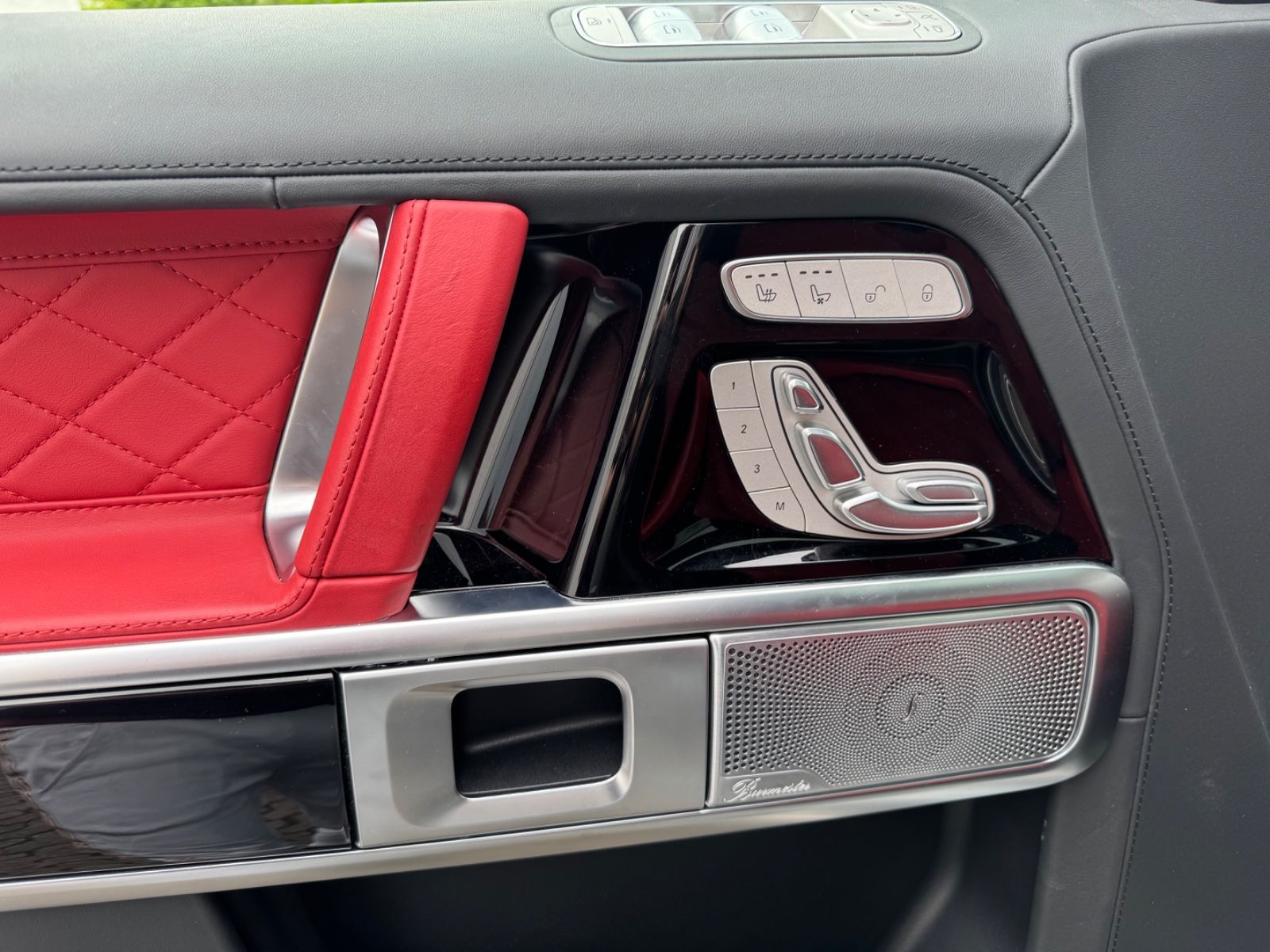 Mercedes-Benz G 63 AMG - Samsaru's Car Outlet