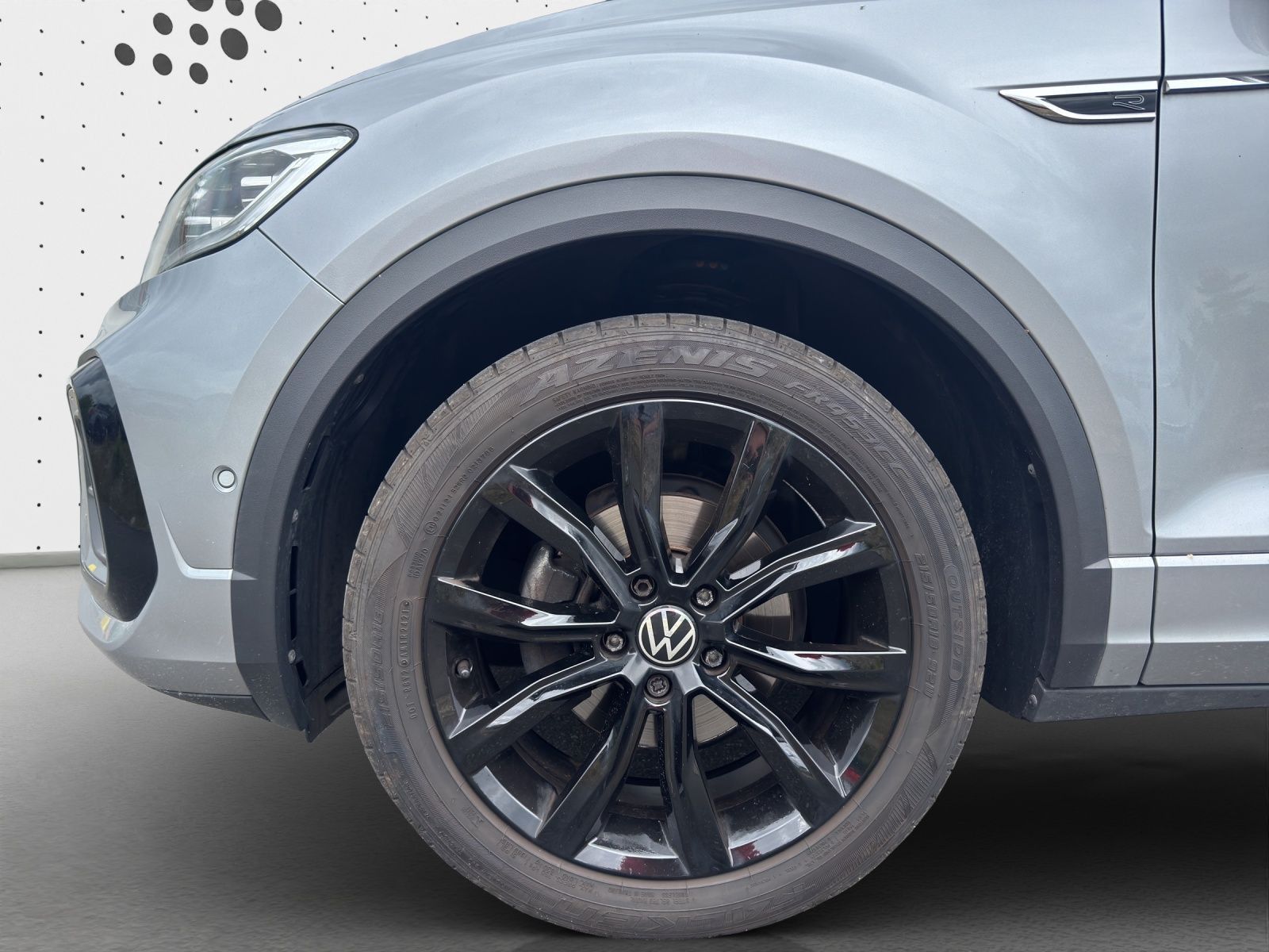 Volkswagen T-Roc R-Line 1.5 TSI - Samsaru's Car Outlet