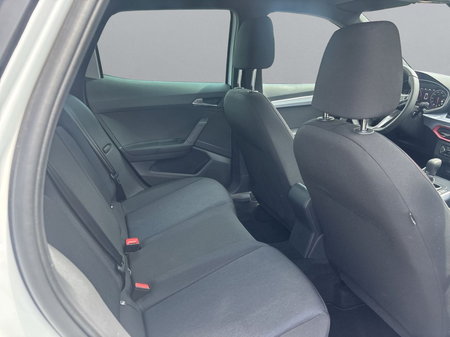 Seat Arona FR 1,5 TSI DSG *LED+NAVI+AHK+SHZ+PDC+KAM*