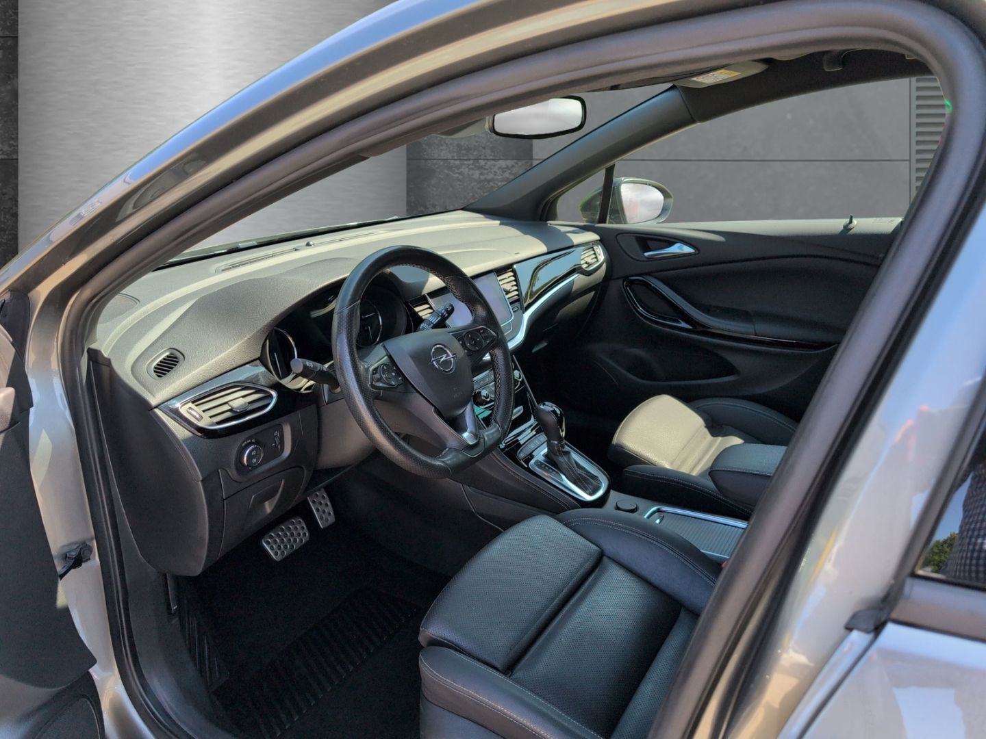 Opel Astra ST 1.5 D AUT. Ultimate - Samsaru's Car Outlet