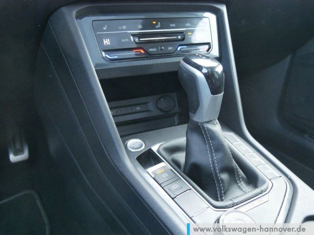 Volkswagen Tiguan 2.0 TDI DSG R-Line Pano IQ.LIGHT Navi ACC