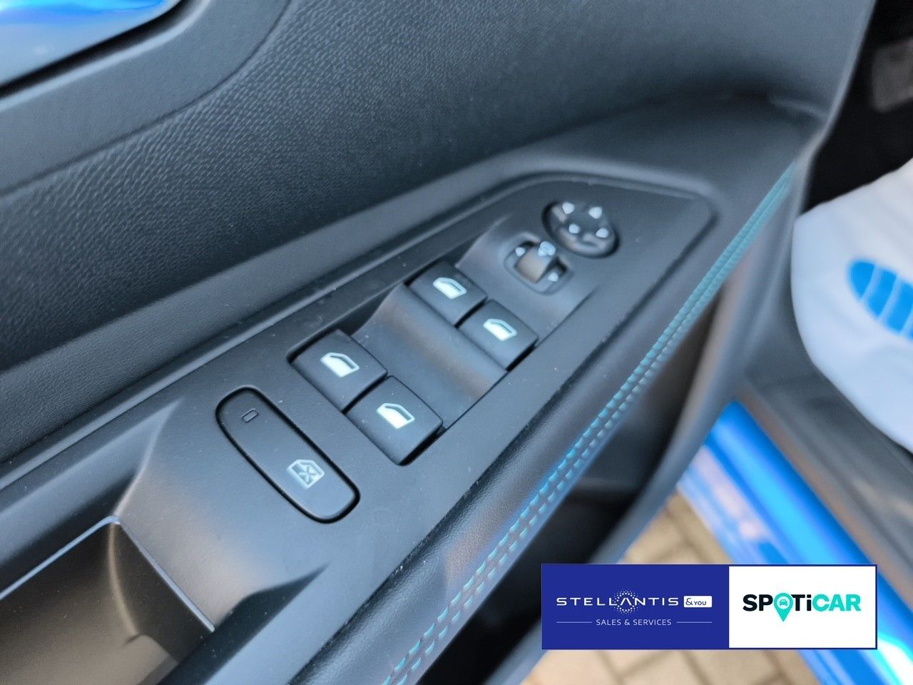 Peugeot 3008 Allure Hybrid 225 SHZ RFK Navi Mirror