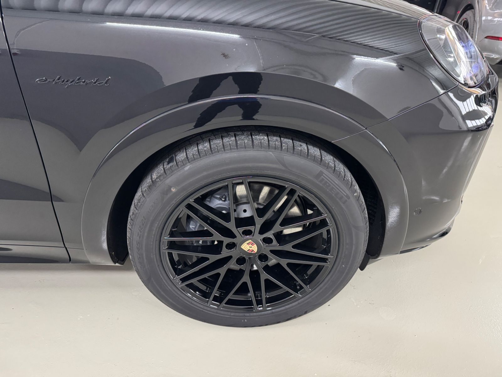 Porsche Cayenne E-Hybrid /Mod.2025/Sport Paket Lp160.500