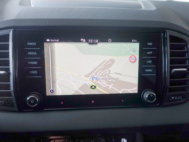 Skoda Karoq 1.5 TSI DSG Sportline *5 Jahre Garantie bi