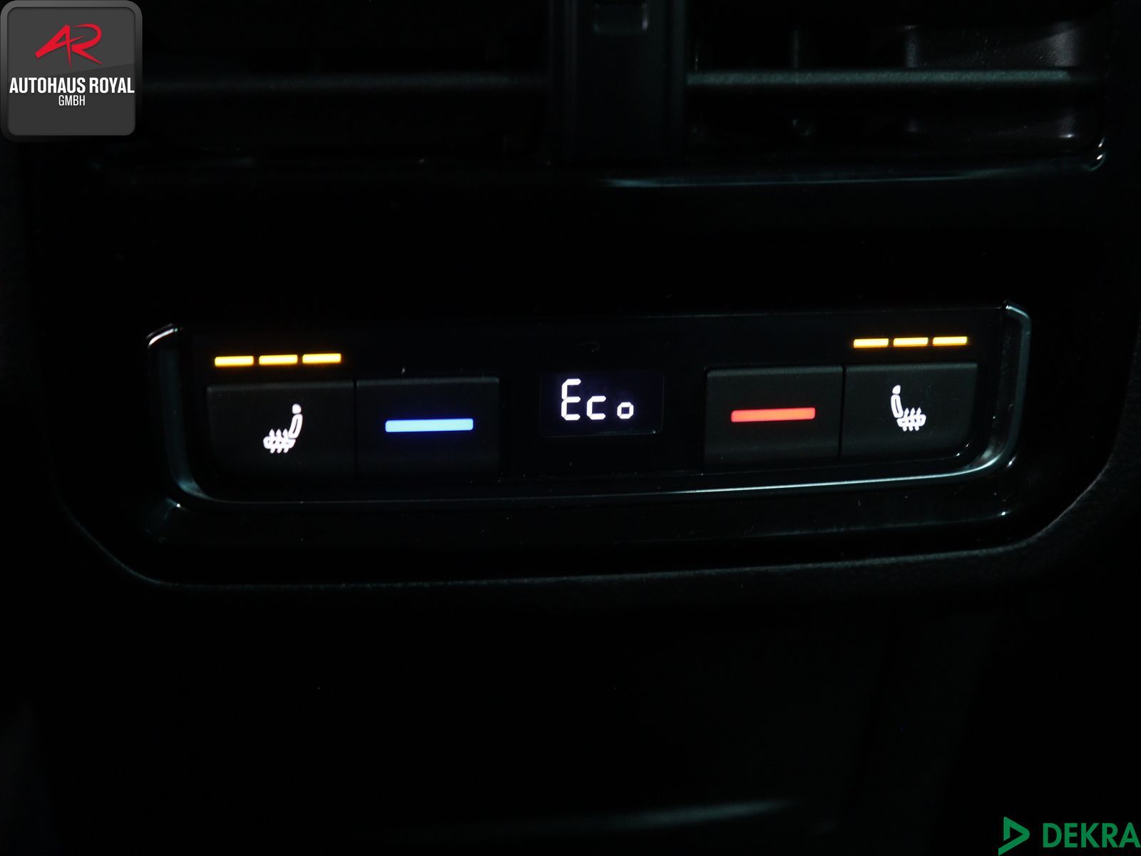 Volkswagen Passat 1.4 TSI GTE - Samsaru's Car Outlet