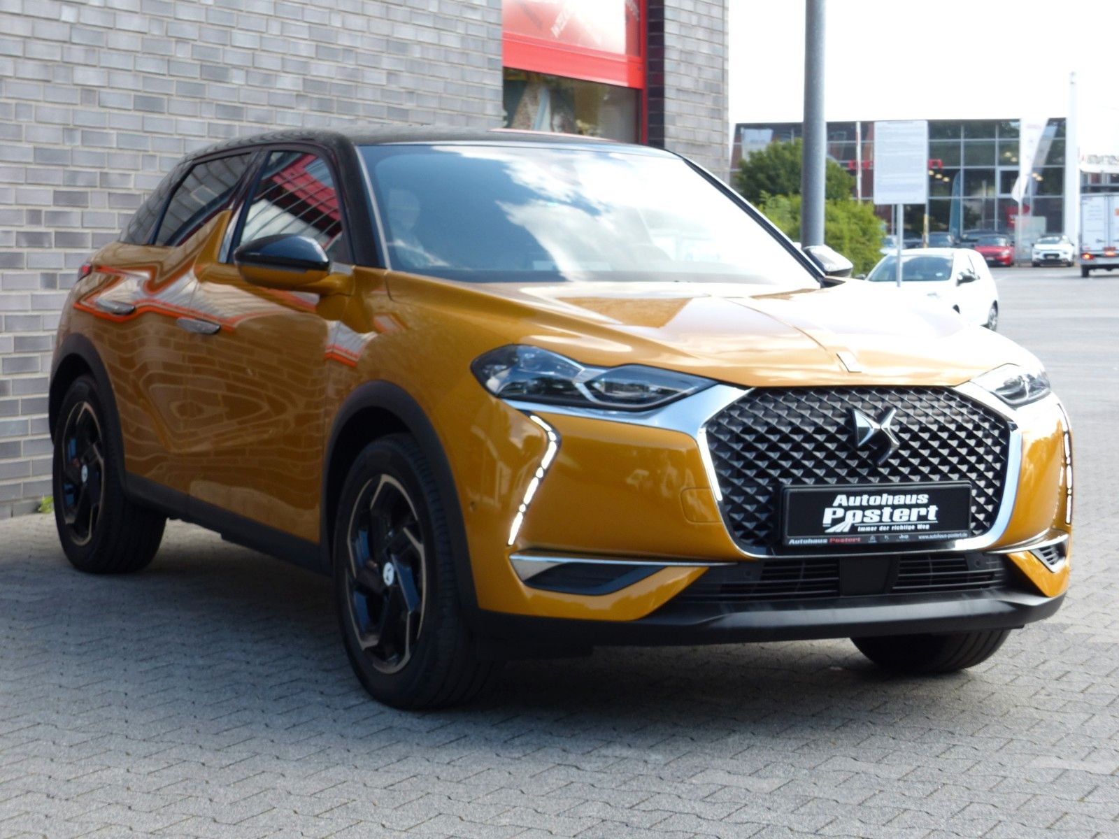 DS Automobiles DS 3 Crossback E-Tense Grand Chic - Samsaru's Car Outlet