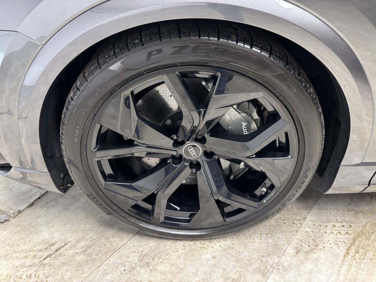 Audi RSQ8 4.0 TFSI quattro Klima Navi Leder
