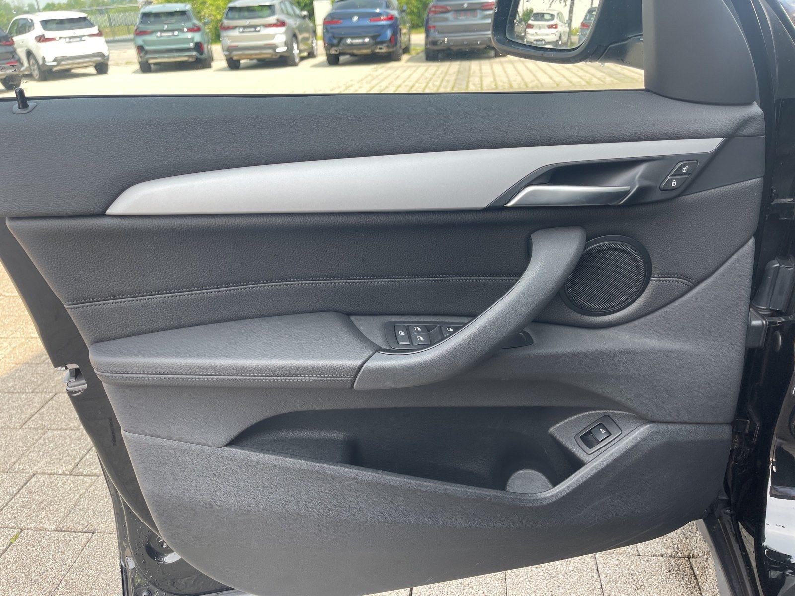 BMW X1 xDrive25d Advantage - Samsaru's Car Outlet