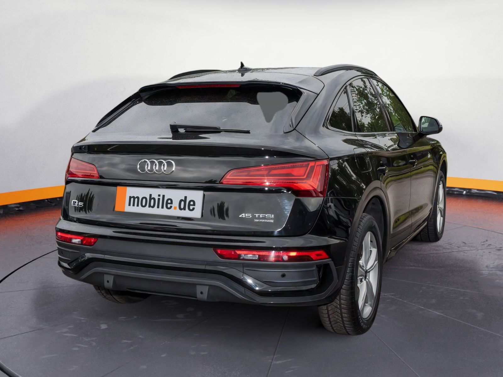 Audi Q5 Sportback 45 TFSI qu. - Samsaru's Car Outlet