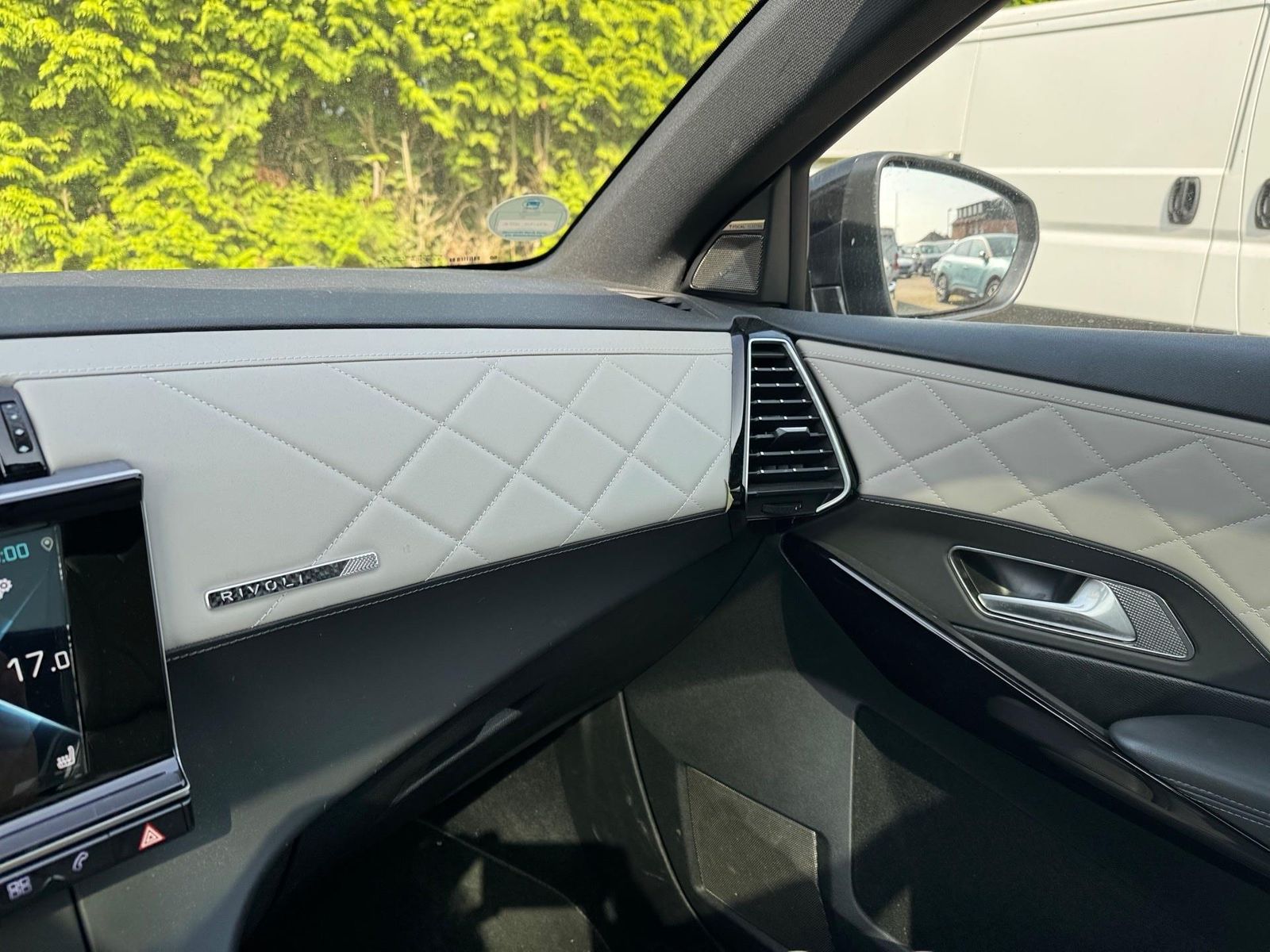 DS Automobiles DS7 CB GRANDCHIC 4X4 E-TENSE,LEASING MÖGLICH,NAV