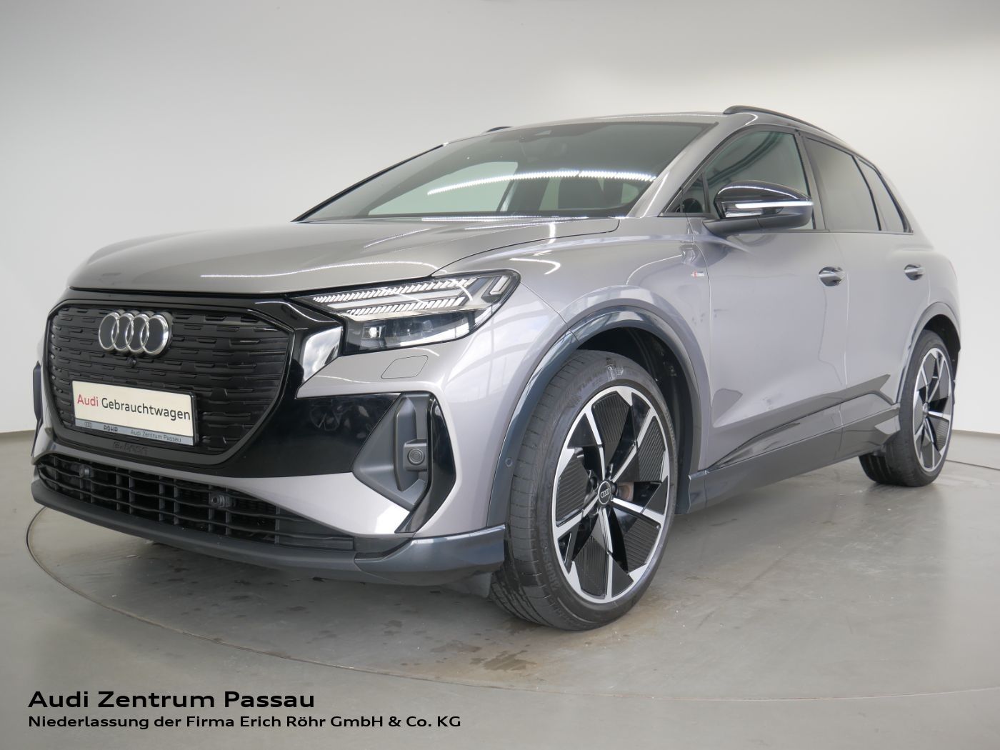 Audi Q4 50 e-tron quattro S line MATRIX AHK PANO ACC