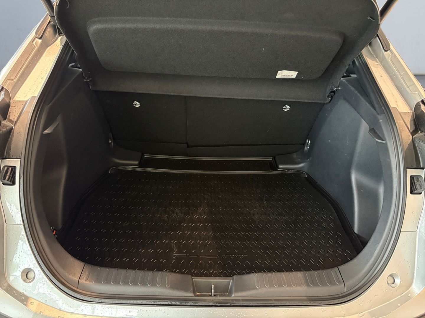 Toyota C-HR 1.8 Hybrid Teamplayer *Technik Paket*CAM*SH