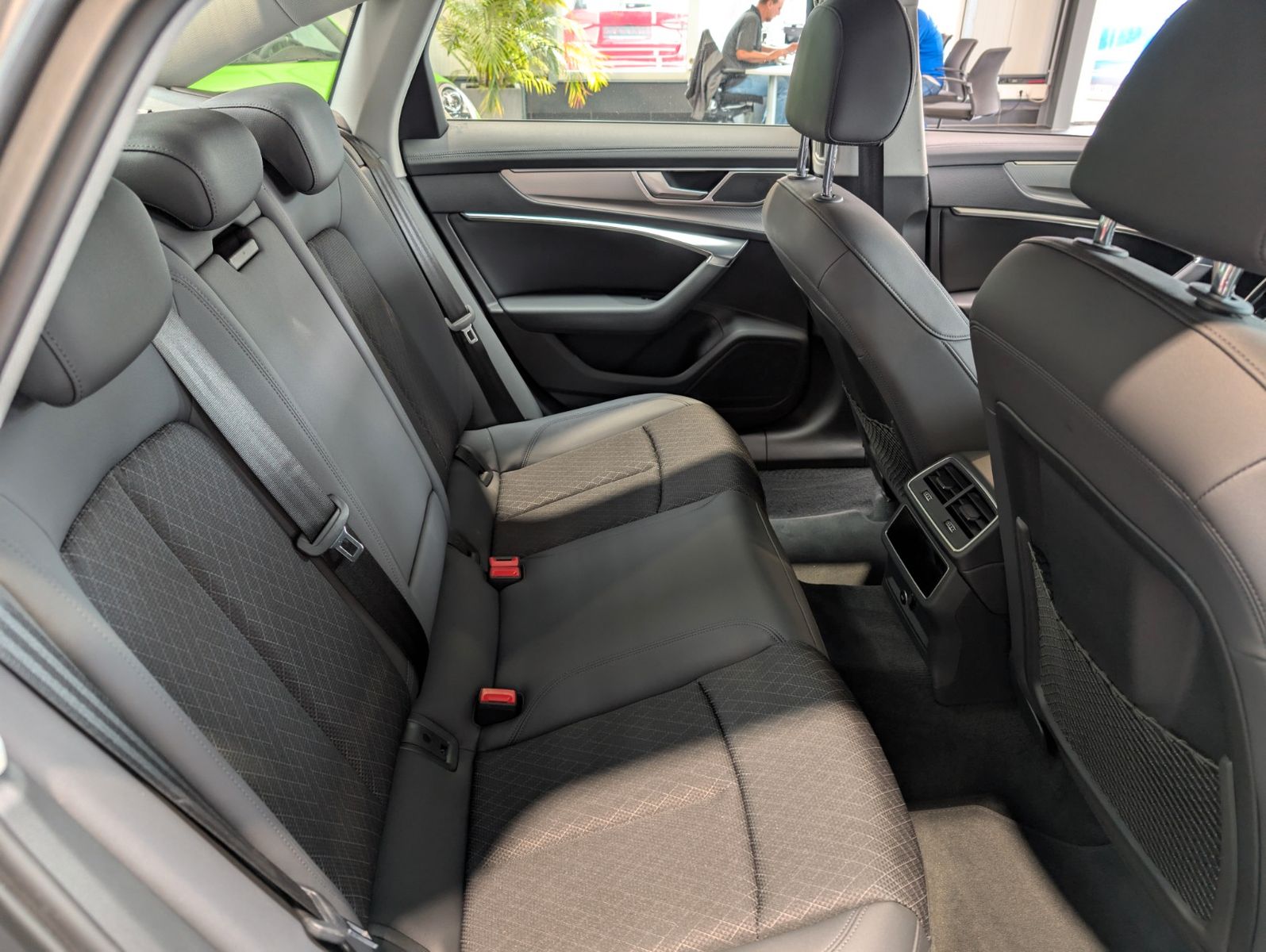 Audi A6 Lim 35 TDI S tronic design - Samsaru's Car Outlet