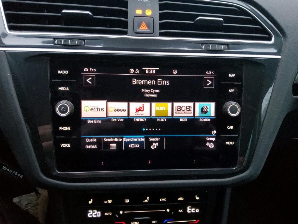Volkswagen Tiguan Elegance eHybrid Matrix*AHK*Kamera*3Zonen