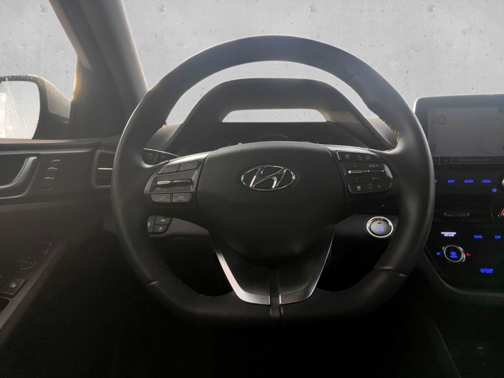 Hyundai IONIQ FL PlugInHybrid 1.6 PRIMEPaket - Samsaru's Car Outlet