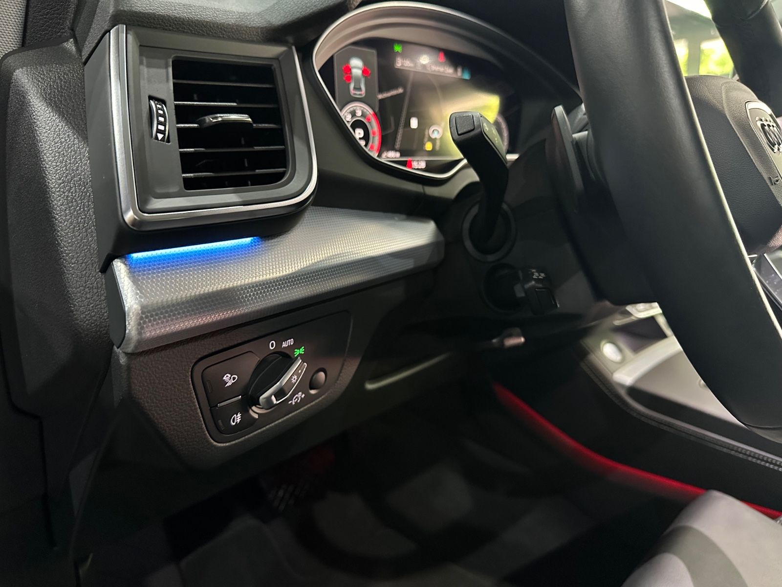 Audi Q5 50 TDI quattro - Samsaru's Car Outlet