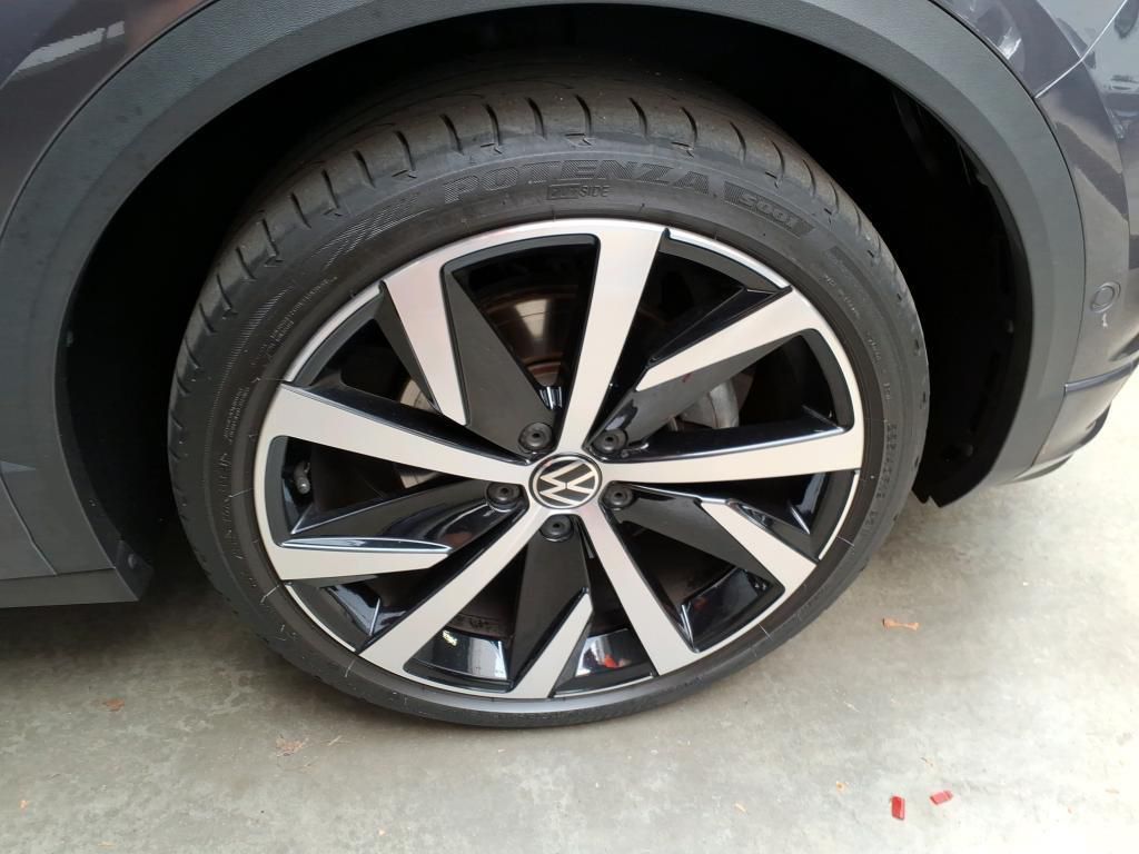 Volkswagen T-Roc R-Line 1.5 TSI - Samsaru's Car Outlet