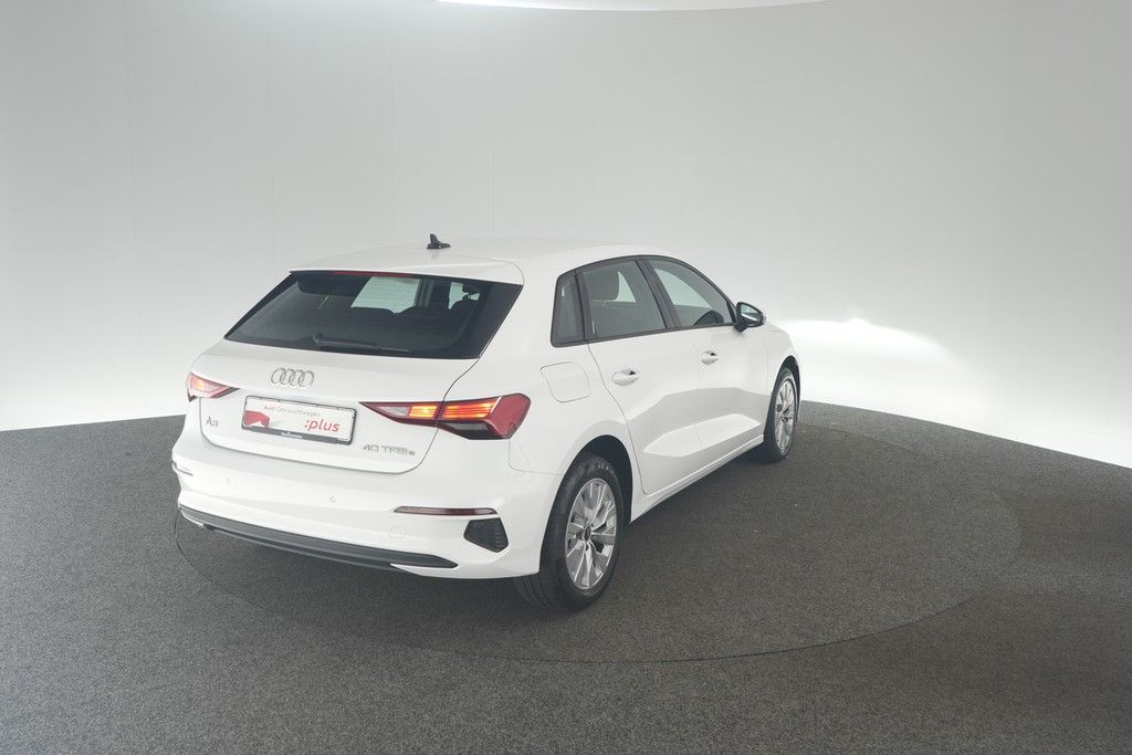 Audi A3 Sportback 40 TFSIe S tronic LED ACC Navi