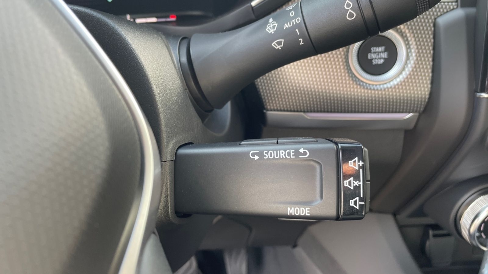 Renault Arkana TECHNO Mild Hybrid - Samsaru's Car Outlet